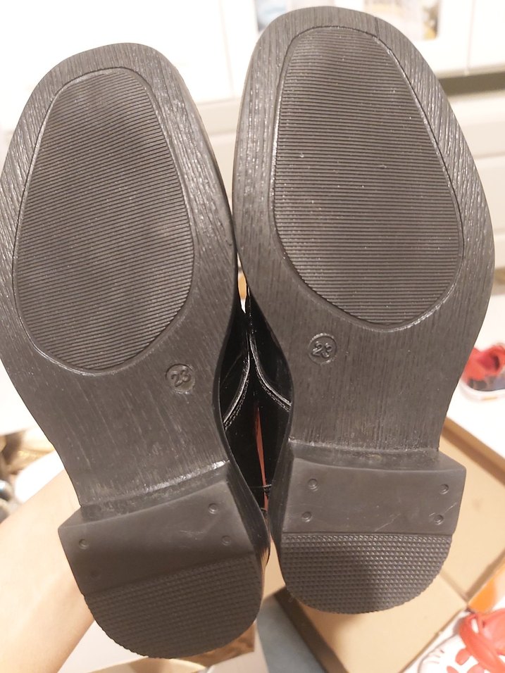 Siyah Rugan Tokalı Erkek Çocuk Özel Ayakkabı - Görsel 2