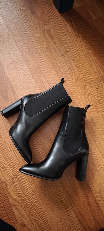 SIFIR 40 no #ninewest Deri bot 10cm topuk
