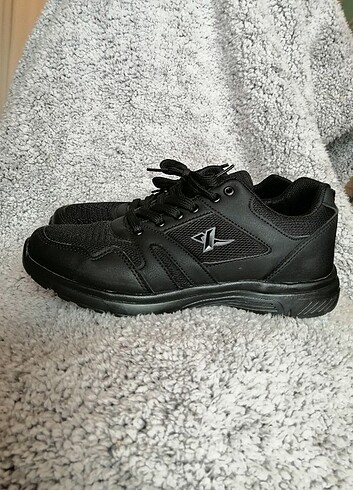 Kinetix unisex spor ayakkabı