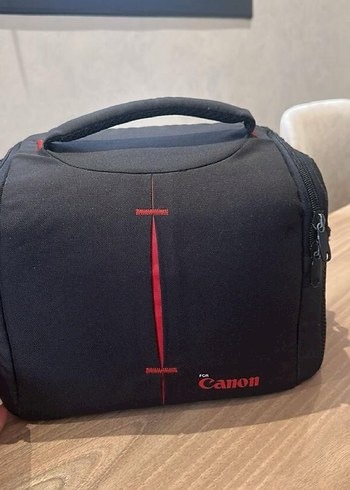 Canon EOS 550D Dijital Fotoğraf Makinesi Siyah - Görsel 4