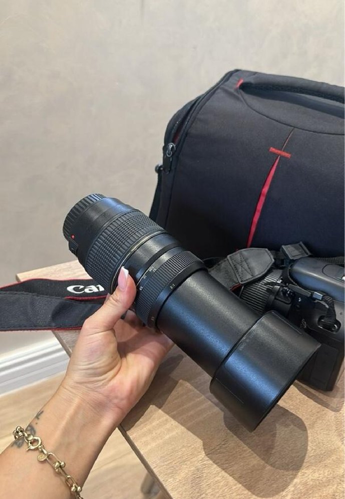 Canon EOS 550D Dijital Fotoğraf Makinesi Siyah - Görsel 2