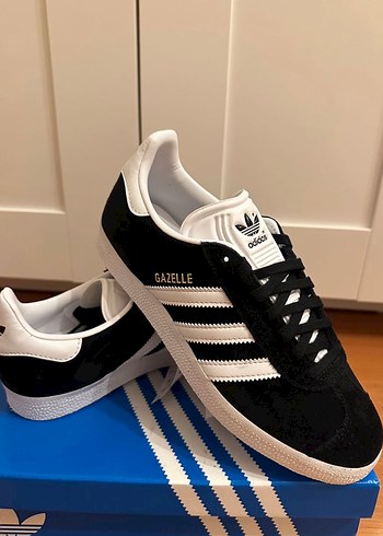 Adidas 37