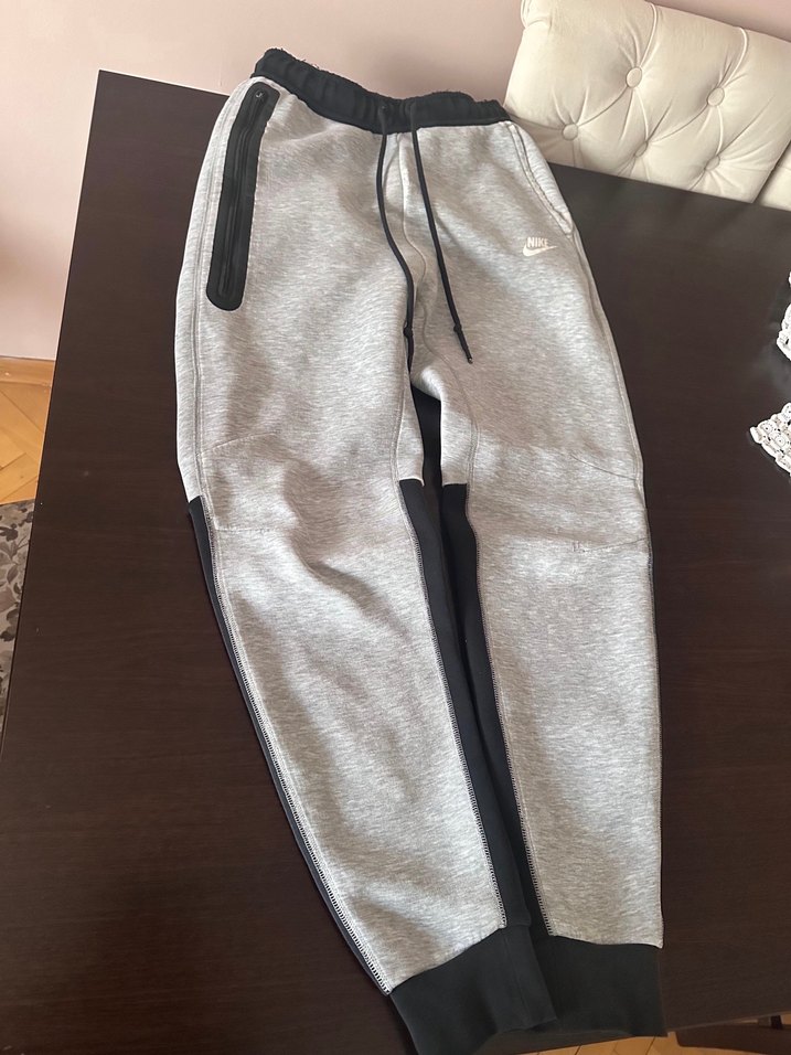 Nike Tech Fleece Panda Orjinal - Görsel 2