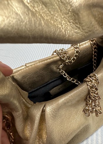 Mango Zincir Detaylı Gold Deri Kadın Çanta - Görsel 2