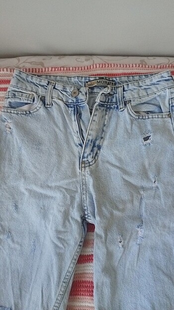 34 Beden mavi Renk Yırtık kot mom jean