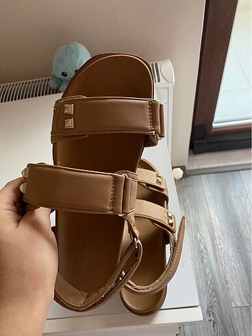 Stradivarius kadın sandalet