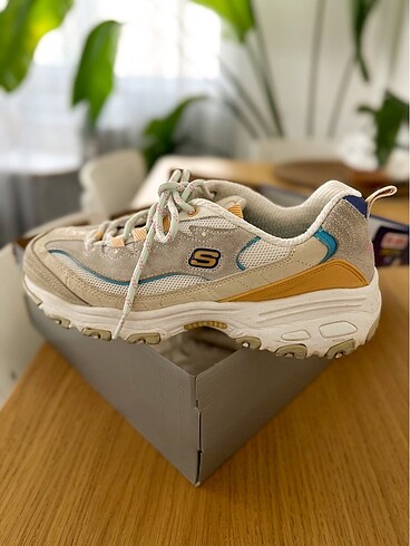 Skechers D?lites Spor Ayakkabı