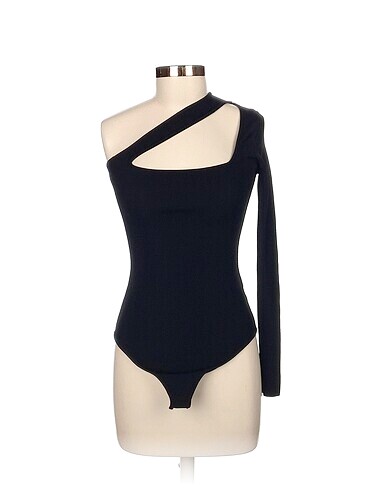 Zara Bluz %70 İndirimli.