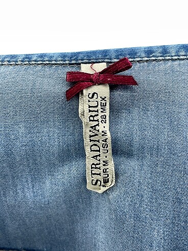 m Beden mavi Renk Stradivarius Gömlek %70 İndirimli.