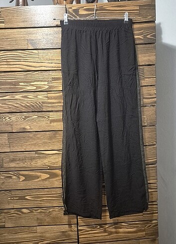 Siyah şeritli pantolon 