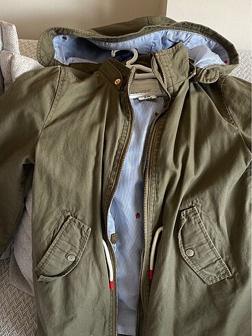 Tençkot/ trench coat/ rüzgârlık kız çocuk H& M marka 5-6 yaş