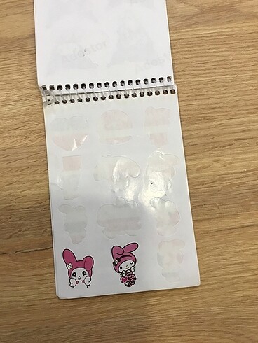 diğer Beden Kuromi sticker