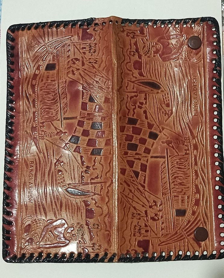 VİNTAGEDERİ KADIN CÜZDAN
KAHVERENGİANTİKA EL YAPIMI - Görsel 4