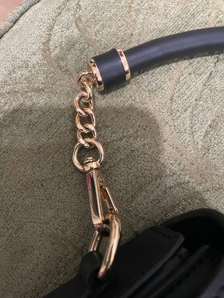 Siyah Deri Tokalı Kadın Omuz Çantası - Görsel 3