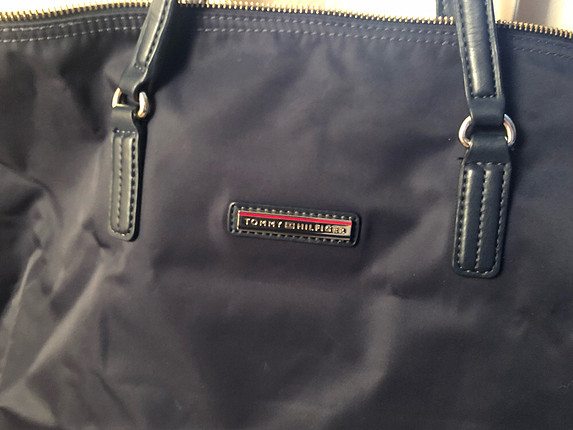 Tommy Hilfiger Kol cantasi