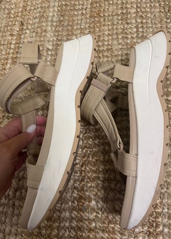 Zara bej renk platform sandalet 39 no