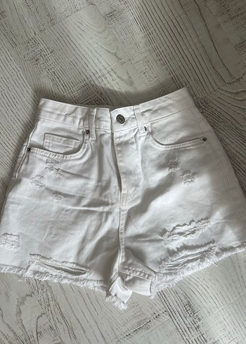 Kadın Beyaz Mini Denim Şort