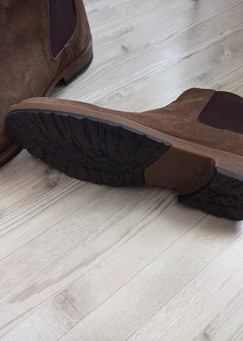 Kahverengi Bot - Görsel 3