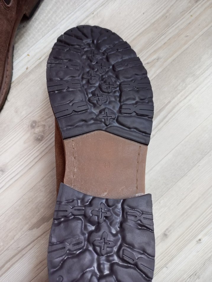 Kahverengi Bot - Görsel 4