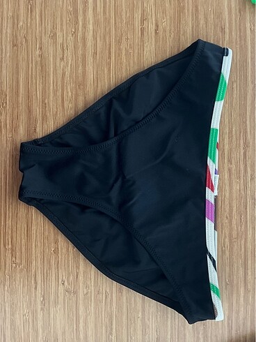 Renkli bikini - Görsel 2