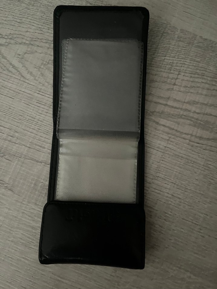 Siyah Minimalist kredi kartlık - Görsel 3