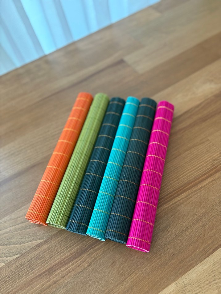 Çizgili Çok Renkli Masa Matları - Görsel 2