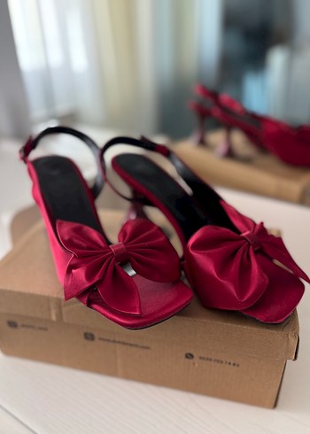 Kırmızı Fiyonklu Stiletto Kadın Abiye Ayakkabı