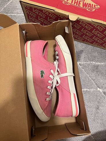 37 Beden pembe Renk ORJİNAL LACOSTE AYAKKABI