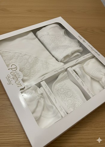 7li Dantelli Kız Bebek Hastane Çıkışı - Görsel 2