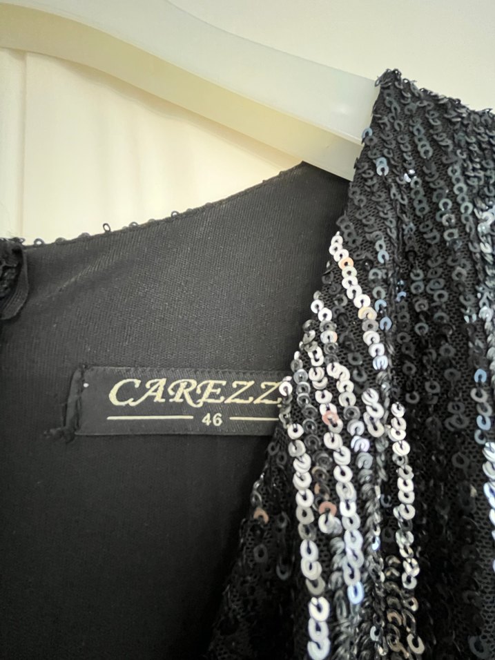 Siyahlı gümüslü payet abiye elbise - Görsel 4