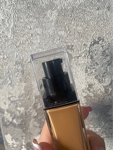 Beden Renk NYX FULL COVERAGE FOUNDATION - CLASSIC TAN