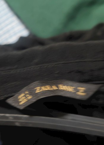 siyah gömlek yaka zara - Görsel 2