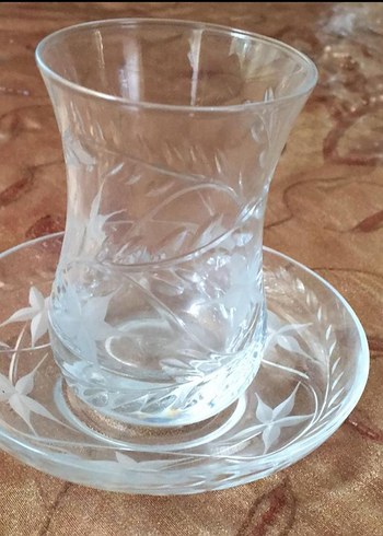 Paşabahçe Beyaz Çiçek Desenli kristal Cam Tabak ve Bardak