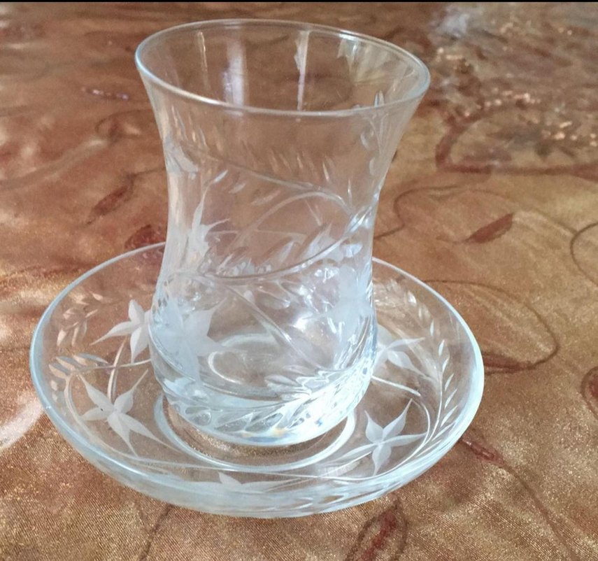 Beyaz Çiçek Desenli kristal Cam Tabak ve Bardak - Görsel 2