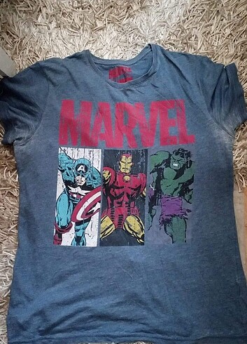 Diğer Marvel tişört