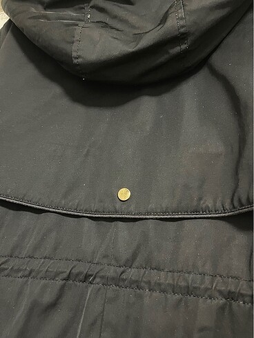 Zara içi kürklü kapşonlu parka mont - Görsel 6