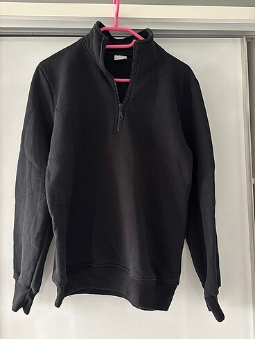 siyah sweatshirt