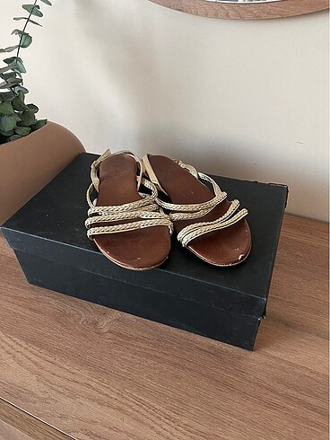 Bambi Gold Hasır Sandalet