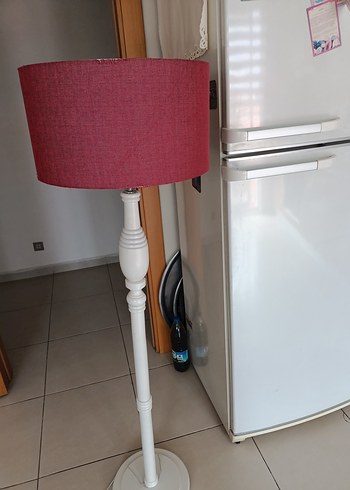 Bej Ayaklı Lambader - Görsel 3