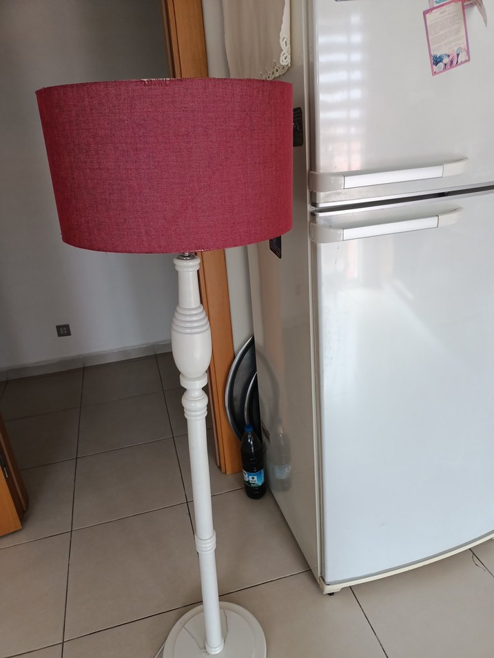 Bej Ayaklı Lambader - Görsel 3