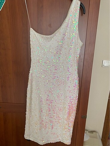 Miss Selfridge abiye