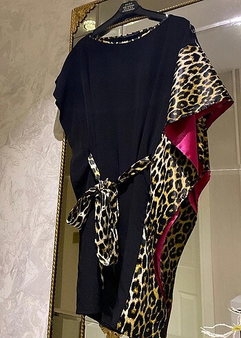 Leopar Garnili Siyah Tunik Bluz