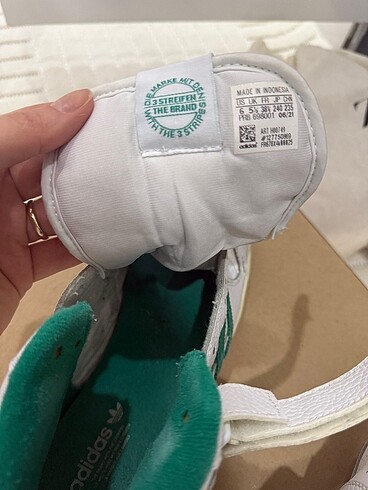 38,5 Beden beyaz Renk Adidas ayakkabı