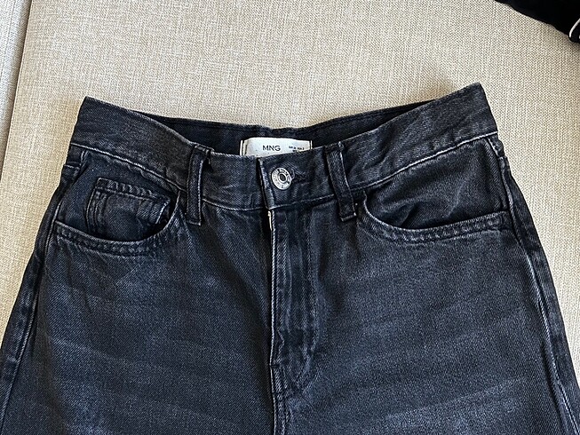 34 Beden siyah Renk Mango jean