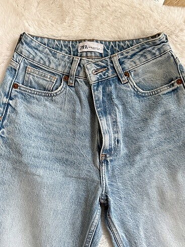 34 Beden mavi Renk Zara straight jean