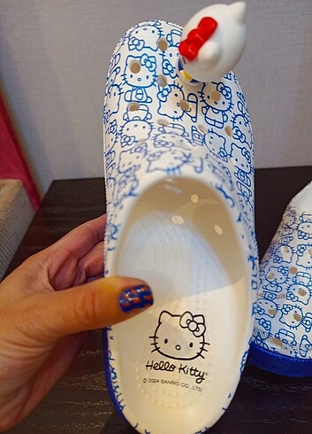 36 Beden mavi Renk İthal crocs hello kitty terlik