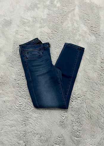 26 Beden Kadın Mavi Denim Normal Boy Sıkı Kot Pantolon