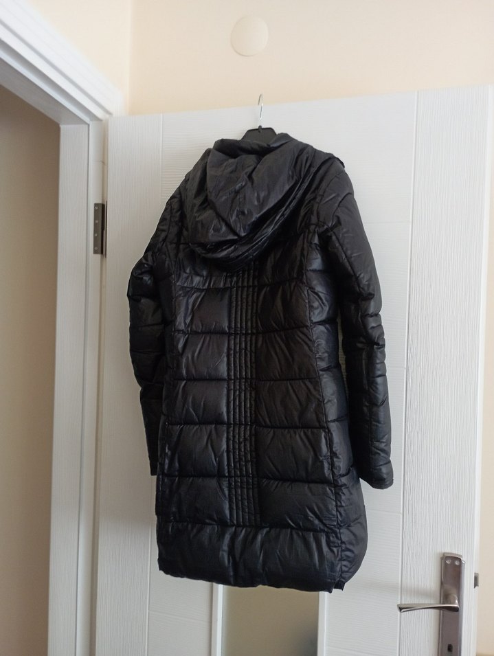 Kadın Siyah Uzun Fermuarlı Kışlık Mont - Görsel 2