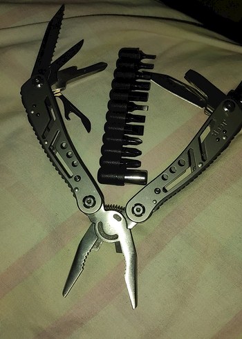 çok amaçlı pense kılıfı ile birlikte gelecektir - Görsel 2