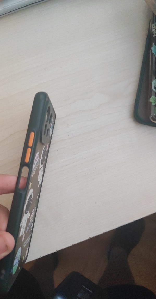 Şeffaf Gri Astronot Desenli Telefon Kılıfı - Görsel 3